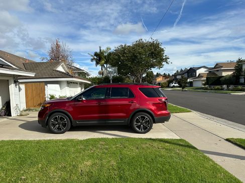 Used 2015 Ford Explorer Sport w/ Equipment Group 401A image 6