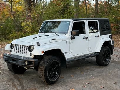 Used 2014 Jeep Wrangler Unlimited Sahara w/ Connectivity Group
