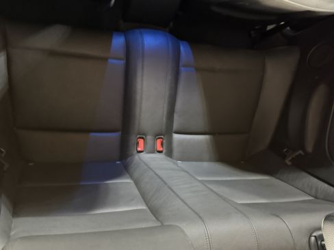 Used 2011 BMW 135i Convertible image 25