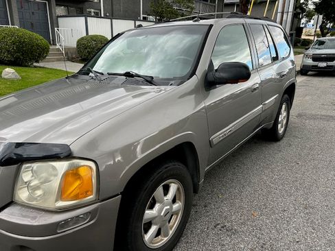 Used 2005 GMC Envoy SLT image 5