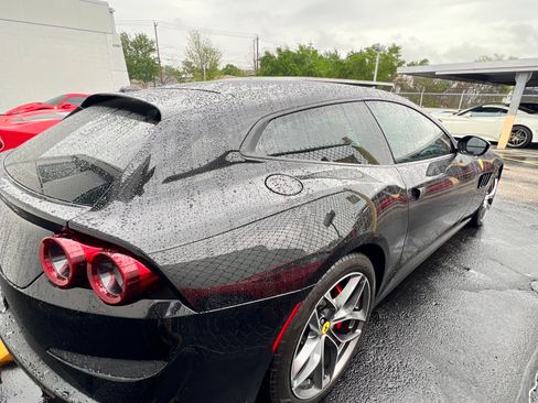 Used 2020 Ferrari GTC4Lusso T image 4