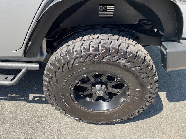 Used 2013 Jeep Wrangler Unlimited Sahara AWD/4WD image 12
