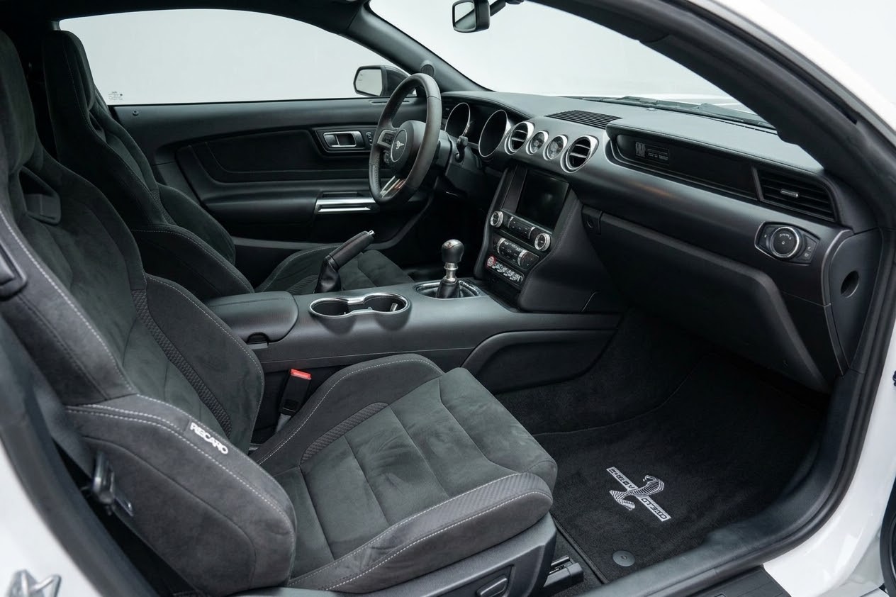 Used 2018 Ford Mustang Shelby GT350 w/ Electronics Package RWD image 12