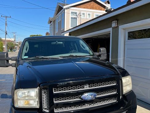 Used 2005 Ford F250 XLT image 5