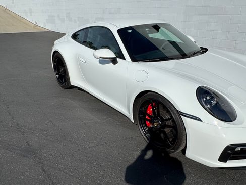 Used 2024 Porsche 911 Coupe image 5
