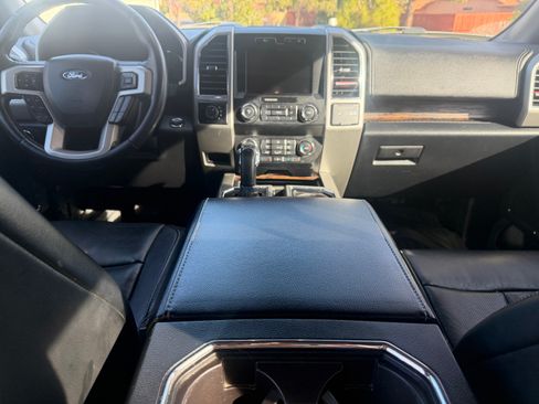 Used 2019 Ford F150 Lariat image 16