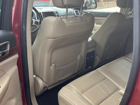 Used 2012 Jeep Grand Cherokee Limited image 10