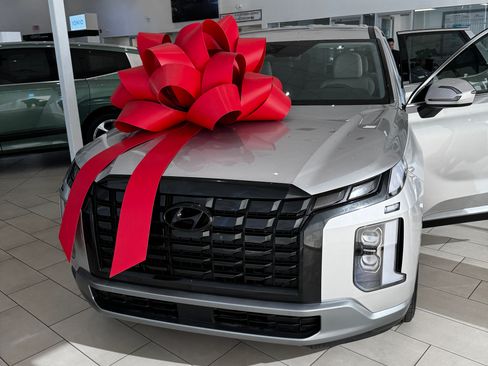 Used 2025 Hyundai Palisade SE image 4