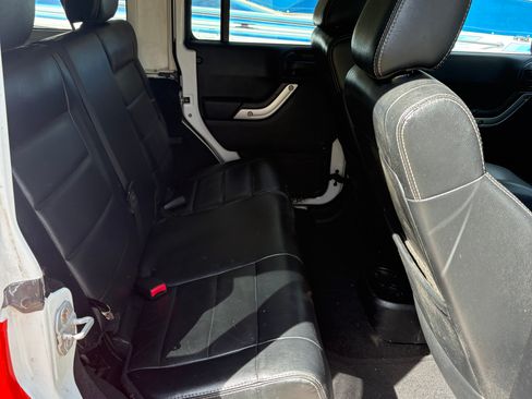 Used 2012 Jeep Wrangler Unlimited Sahara w/ Dual Top Group image 11