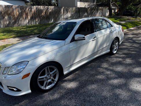 Used 2011 Mercedes-Benz E 350 Sedan image 6