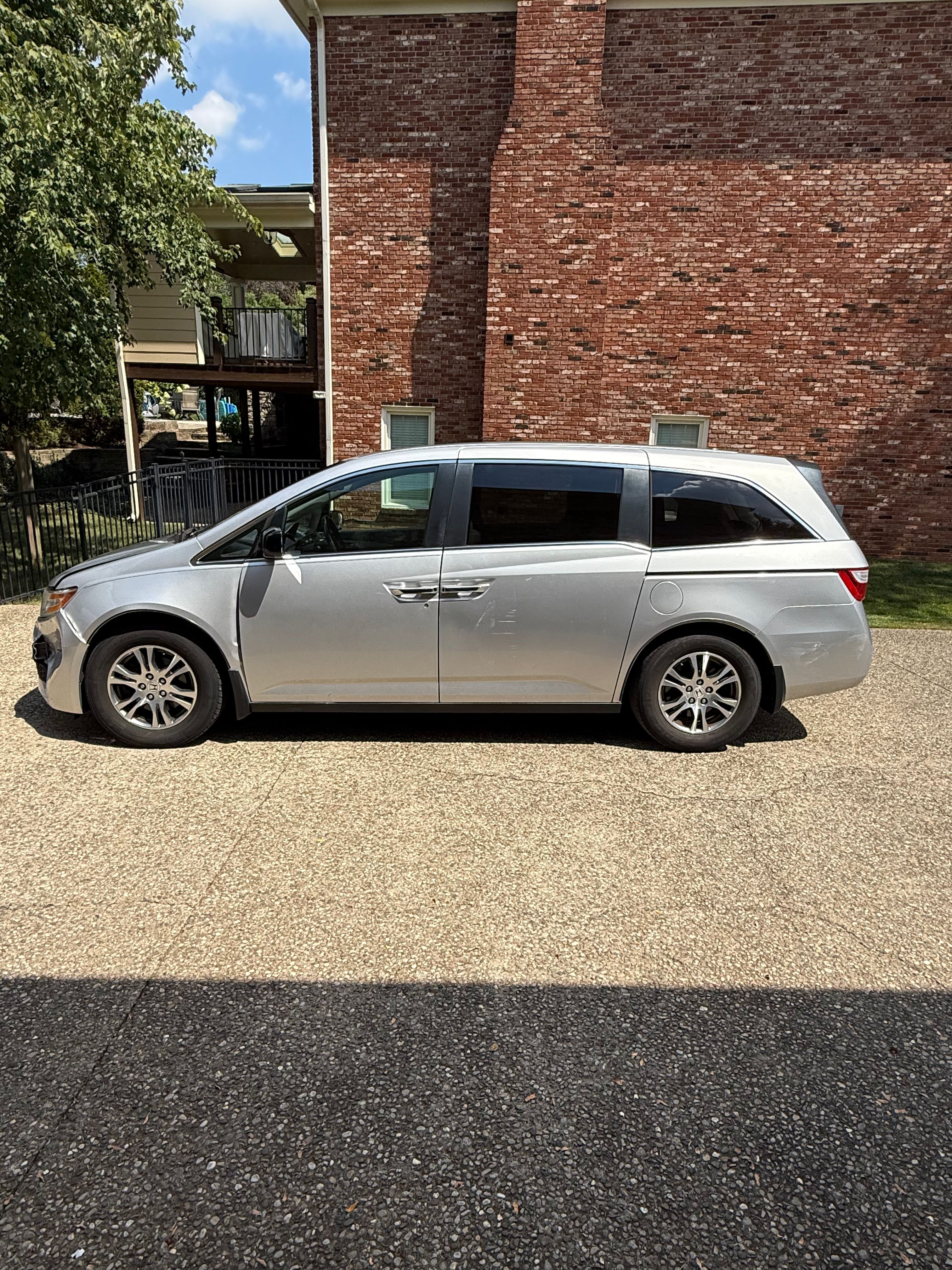 Used 2013 Honda Odyssey EX-L image 5