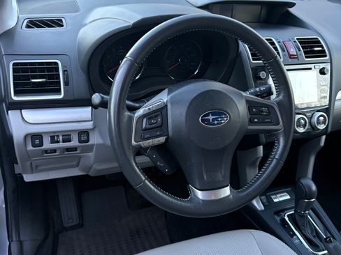 Used 2016 Subaru Forester 2.5i Touring w/ Eyesight & Navigation System image 15