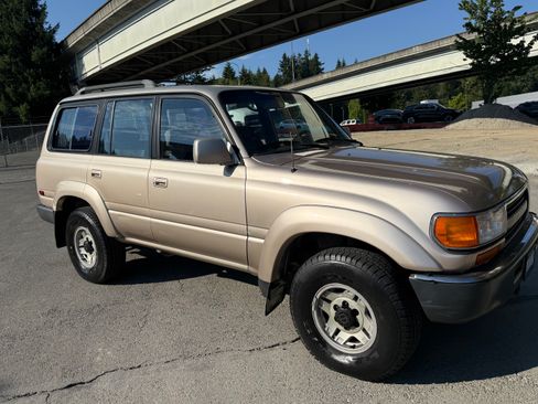 Used 1992 Toyota Land Cruiser AWD/4WD image 2