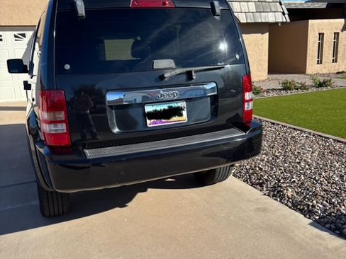 Used 2012 Jeep Liberty Sport image 5