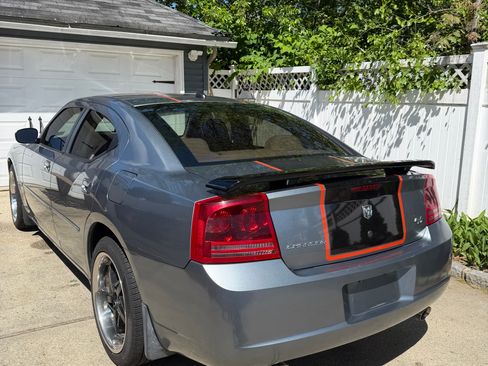Used 2006 Dodge Charger R/T w/ Convenience Group II RWD image 5