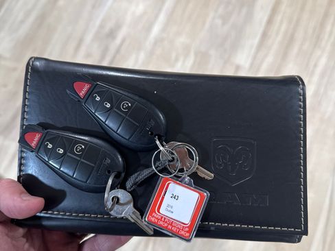 Used 2016 RAM 1500 Outdoorsman image 22