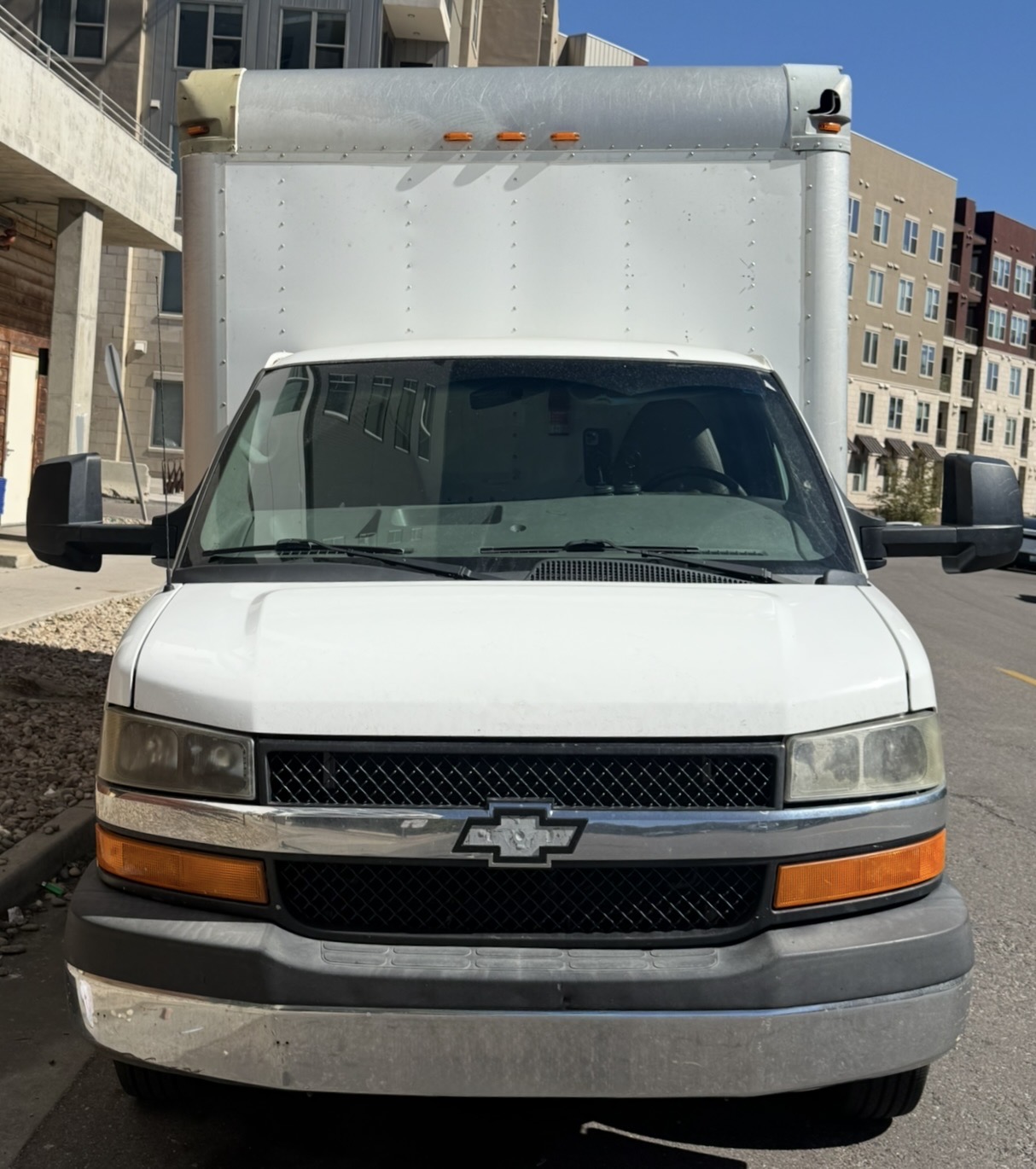 Used 2014 Chevrolet Express 3500 Extended w/ Chrome Appearance Package RWD image 6