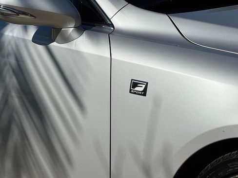 Used 2012 Lexus IS 250 w/ F-Sport Pkg w/Summer Tires image 13