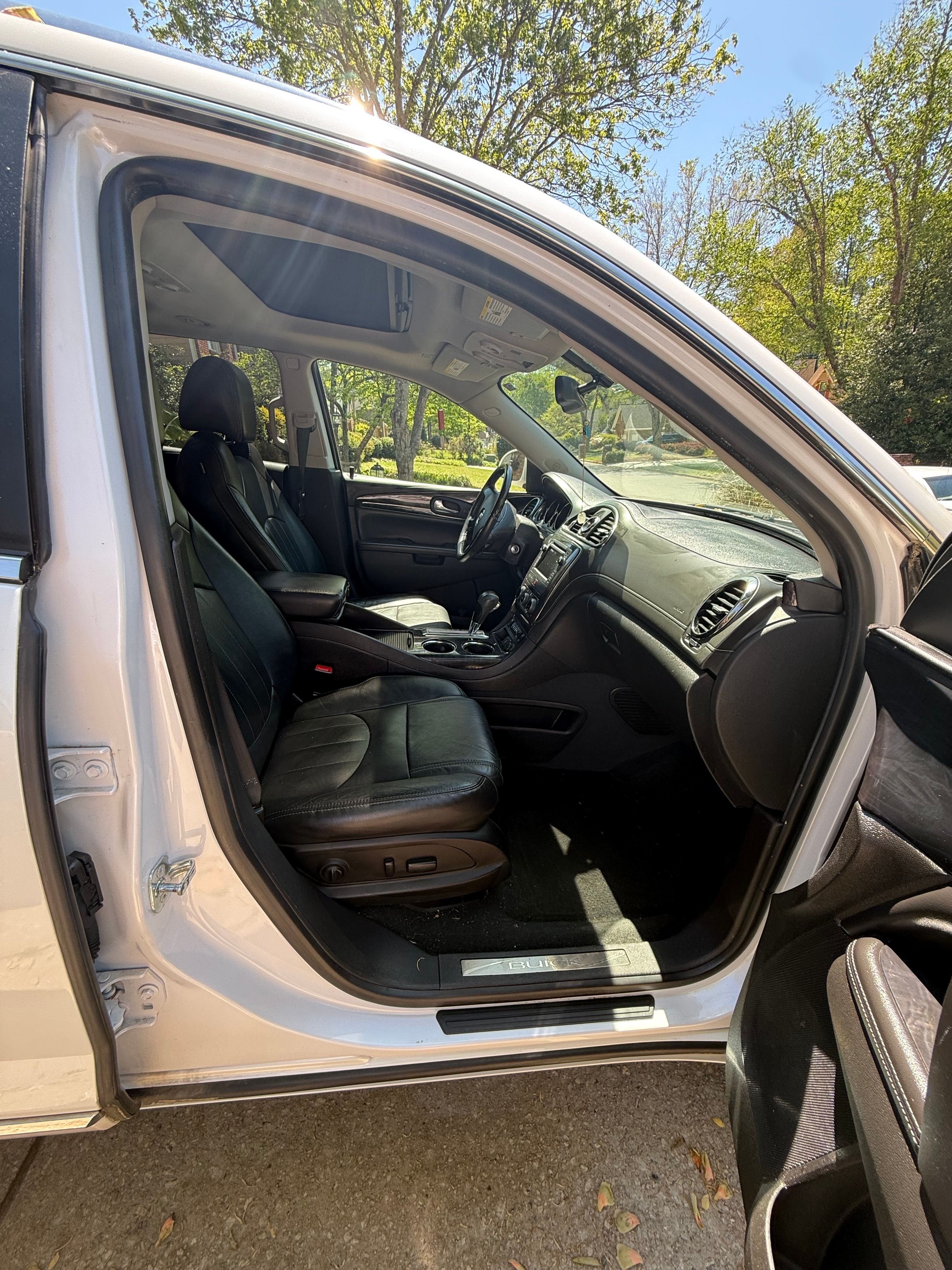 Used 2016 Buick Enclave Leather w/ Trailering Package, 4500 LBS. AWD/4WD image 15