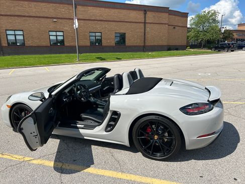 Used 2020 Porsche 718 Boxster S RWD image 13