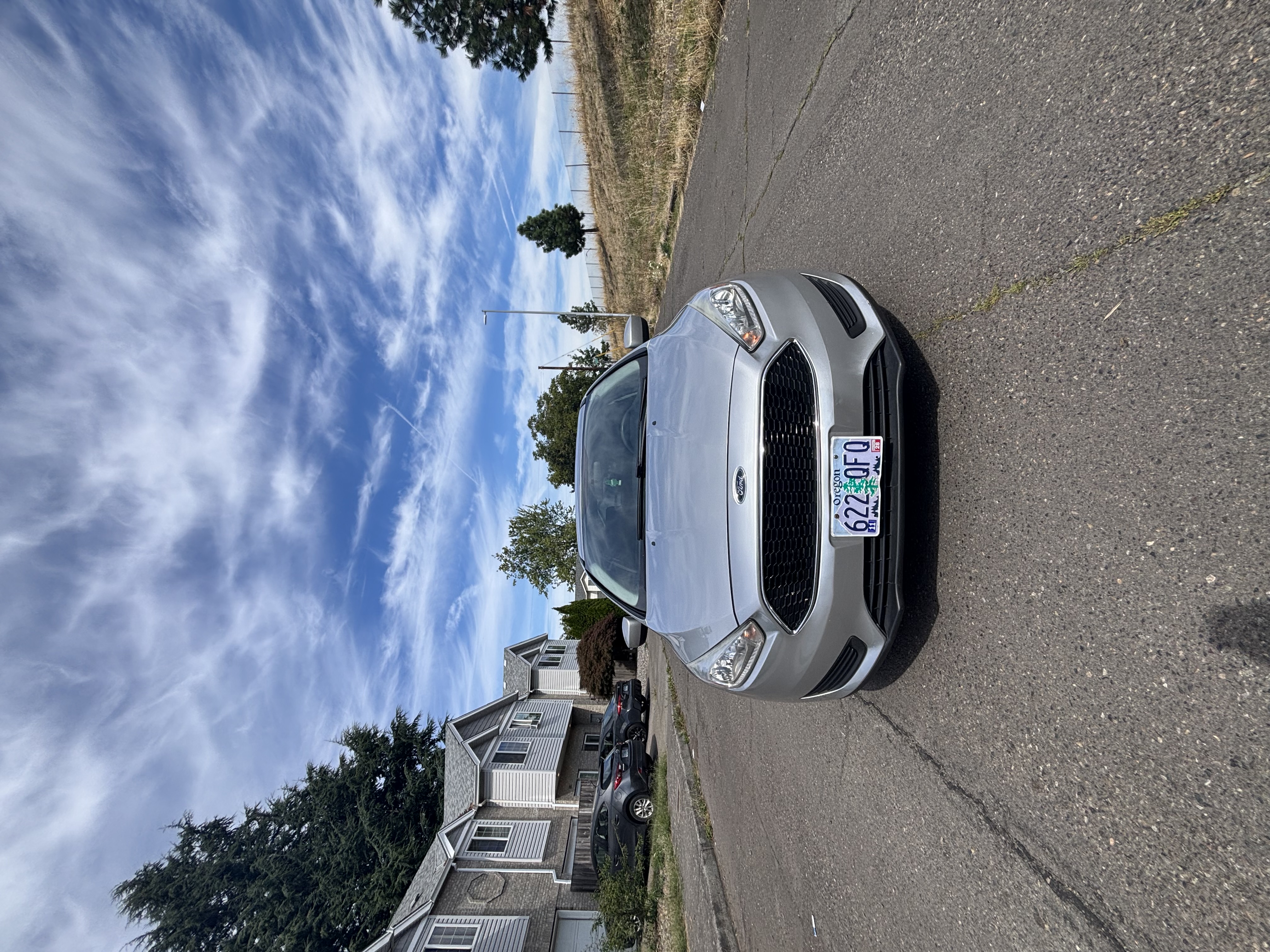 Used 2018 Ford Focus SE FWD image 1