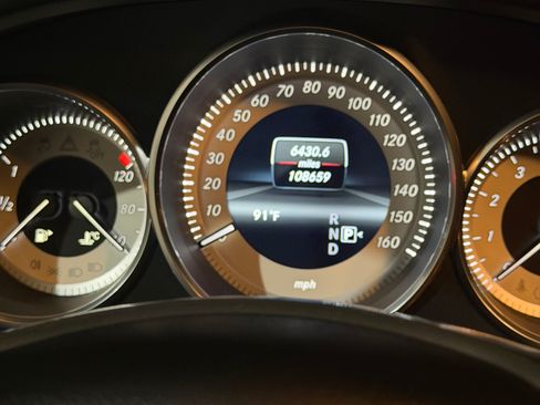 Used 2013 Mercedes-Benz CLS 550 4MATIC image 10