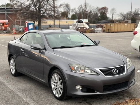 Used 2012 Lexus IS 250C image 16