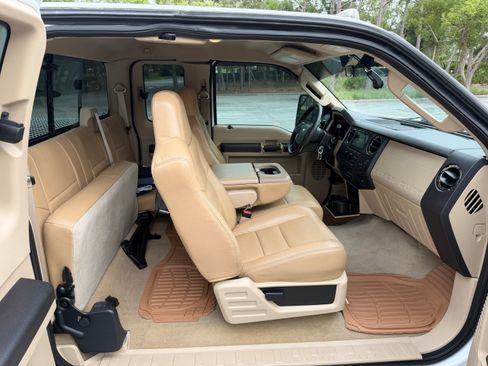 Used 2008 Ford F250 XLT RWD image 12