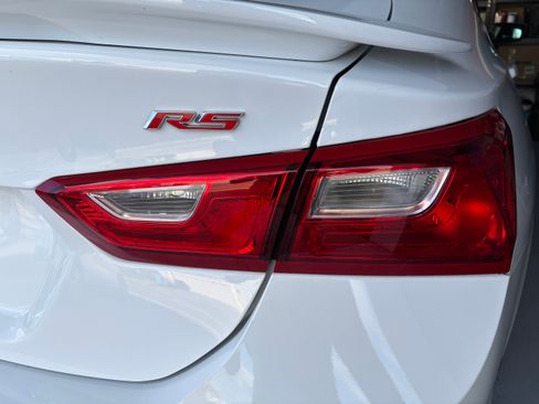 Used 2022 Chevrolet Malibu RS w/ LPO, Floor Liner Package image 11