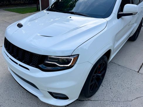 Used 2020 Jeep Grand Cherokee SRT AWD/4WD image 6