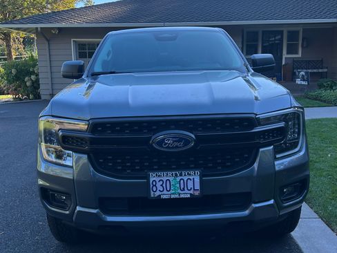 Used 2024 Ford Ranger XL image 2