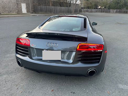 Used 2014 Audi R8 V8 image 4