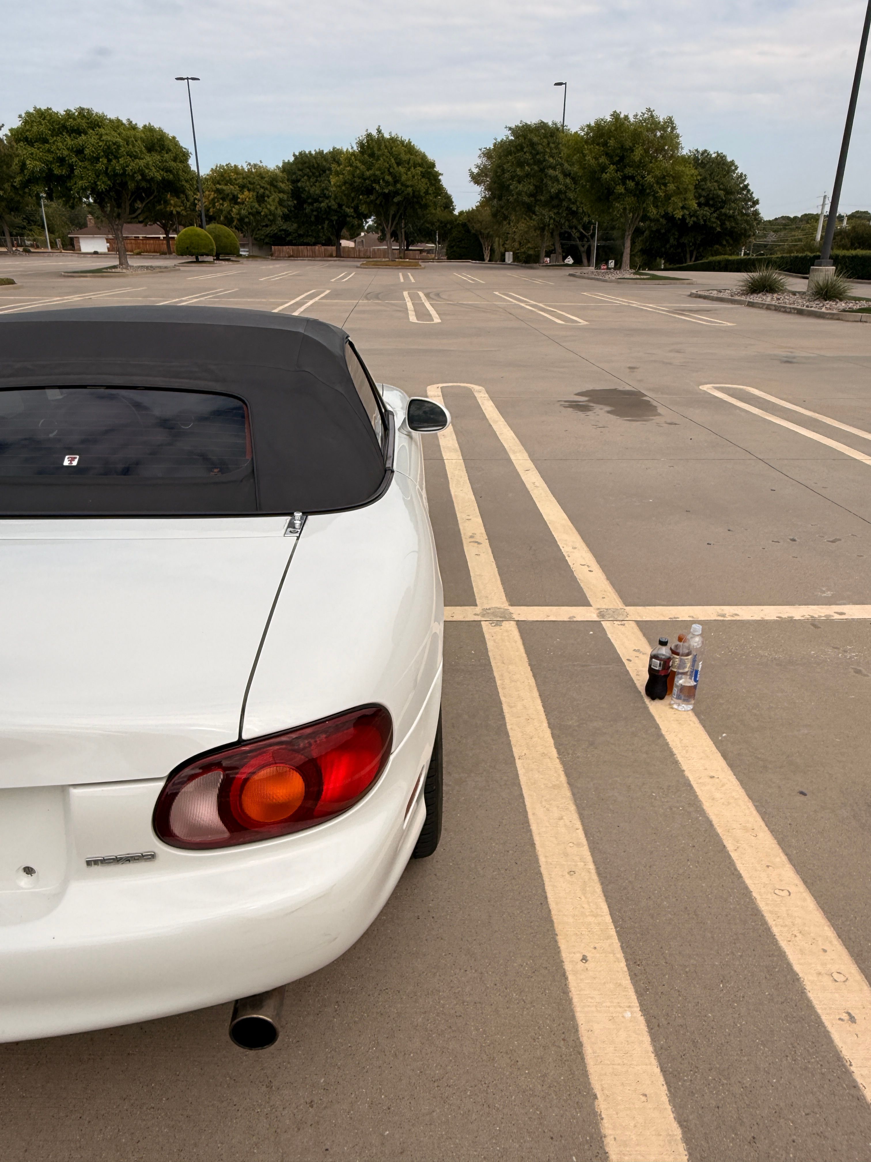 Used 2000 MAZDA MX-5 Miata RWD image 11
