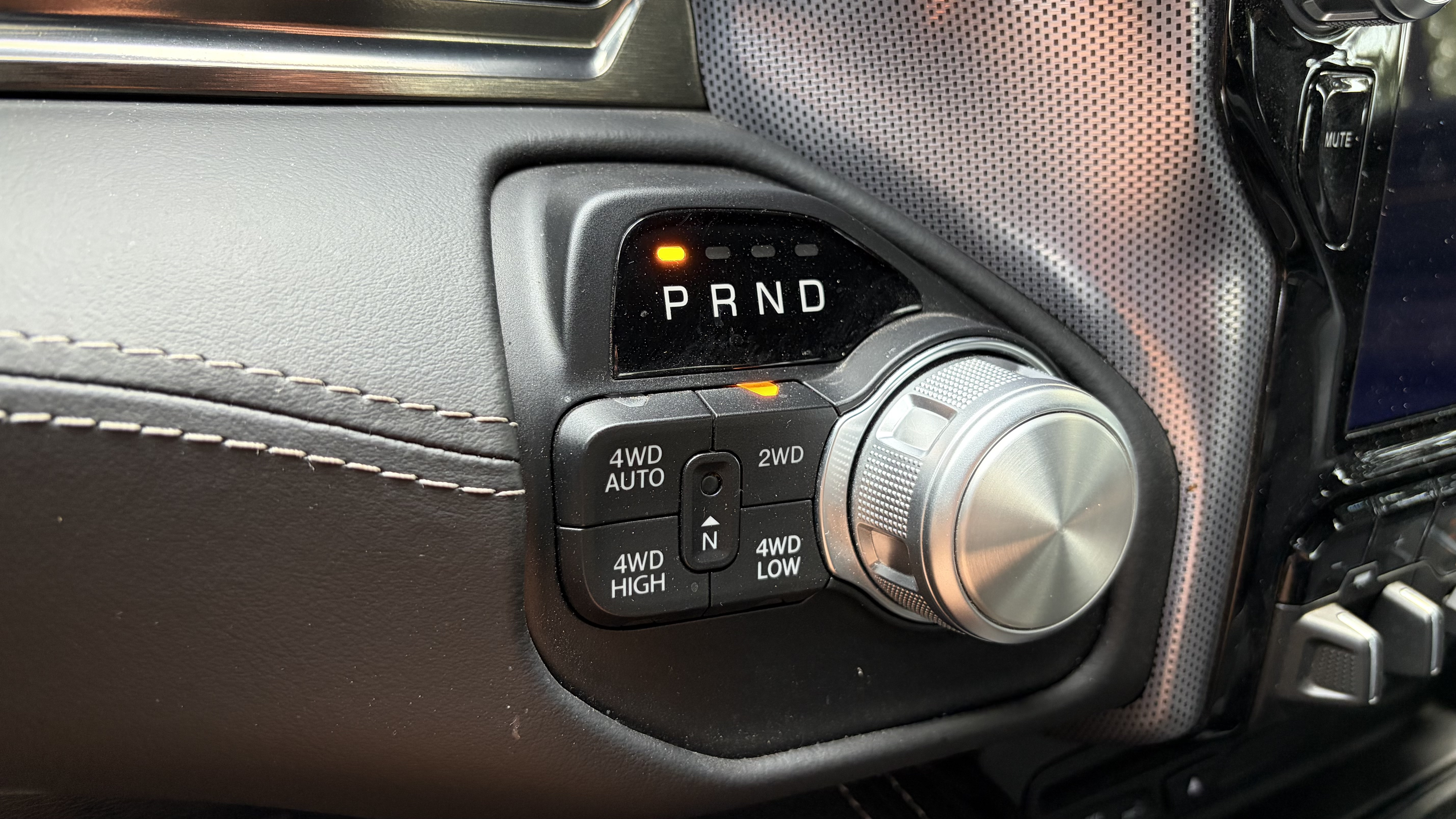 Used 2019 RAM 1500 Limited AWD/4WD image 18
