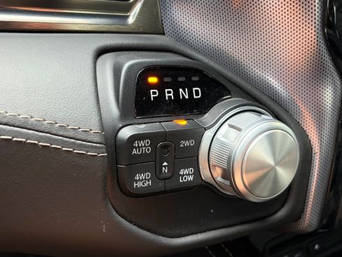 Used 2019 RAM 1500 Limited AWD/4WD image 18