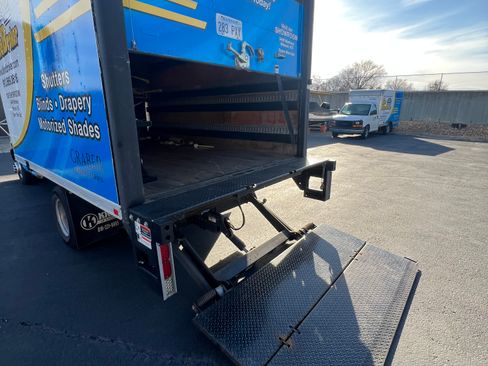 Used 2006 Chevrolet Express 3500 image 9