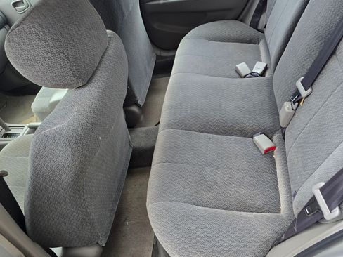 Used 2001 Toyota Corolla LE image 4