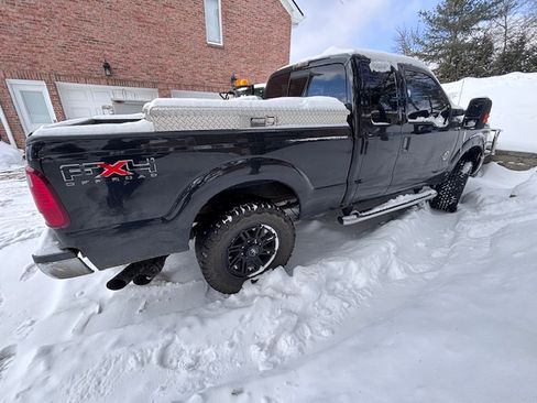 Used 2011 Ford F250 Lariat w/ FX4 Off Road Pkg image 1