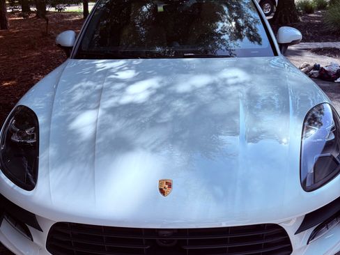 Used 2021 Porsche Macan AWD/4WD image 2