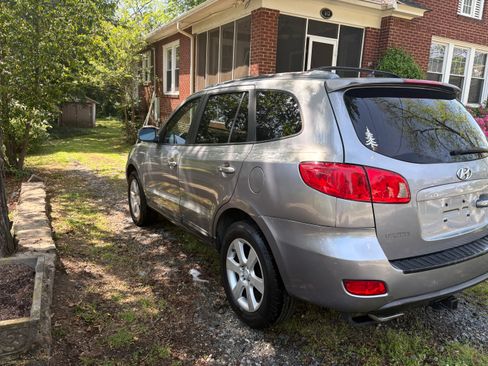 Used 2007 Hyundai Santa Fe Limited FWD image 4