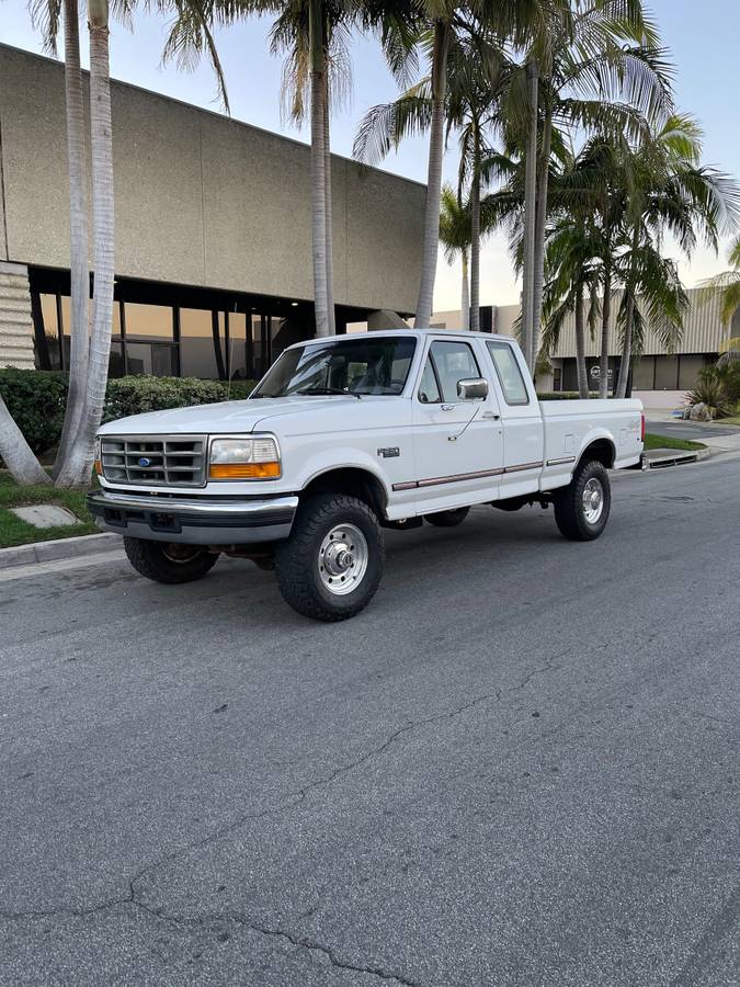 Used 1997 Ford F250 4x4 SuperCab Heavy Duty image 1