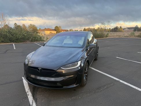 Used 2024 Tesla Model X AWD/4WD image 14