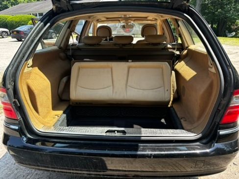 Used 2007 Mercedes-Benz E 350 4MATIC Wagon image 22