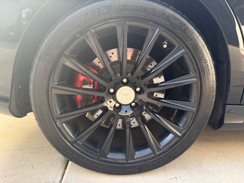 Used 2015 Mercedes-Benz S 63 AMG 4MATIC Sedan image 17