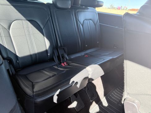 Used 2021 Ford Expedition Max Limited RWD image 6