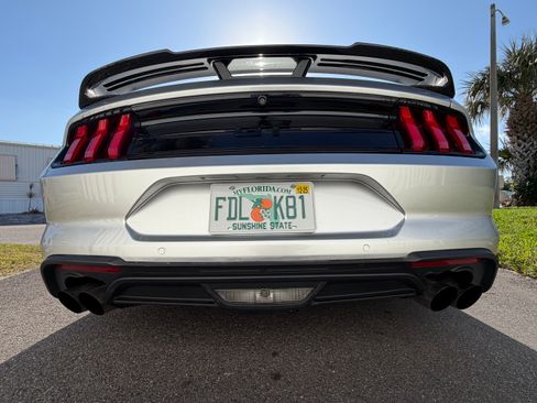 Used 2018 Ford Mustang GT Premium image 9