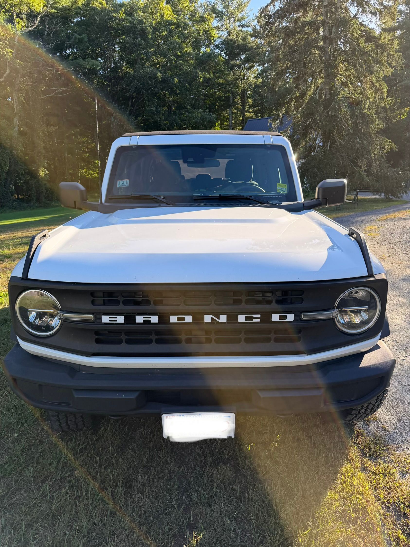 Used 2022 Ford Bronco 4-Door AWD/4WD image 2