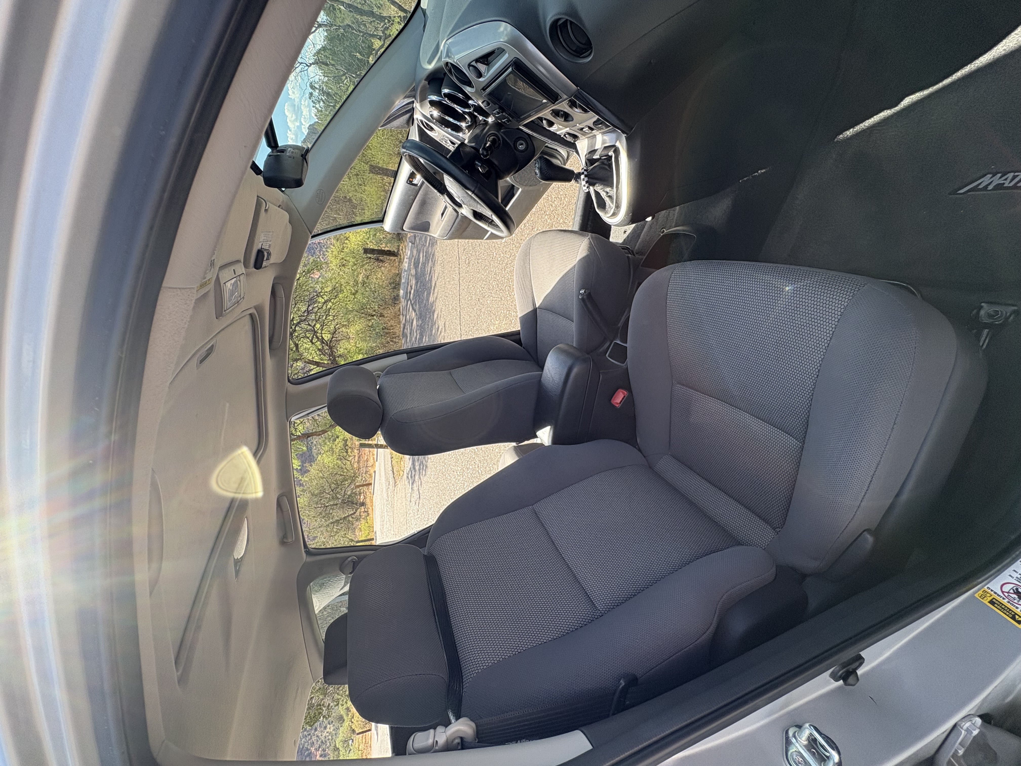 Used 2007 Toyota Matrix XR FWD image 14