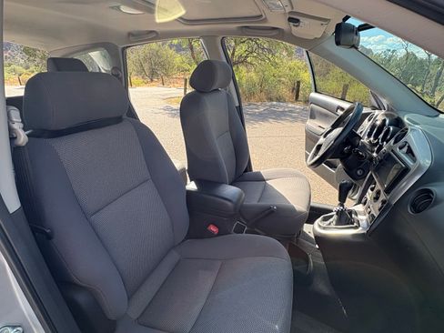 Used 2007 Toyota Matrix XR FWD image 14