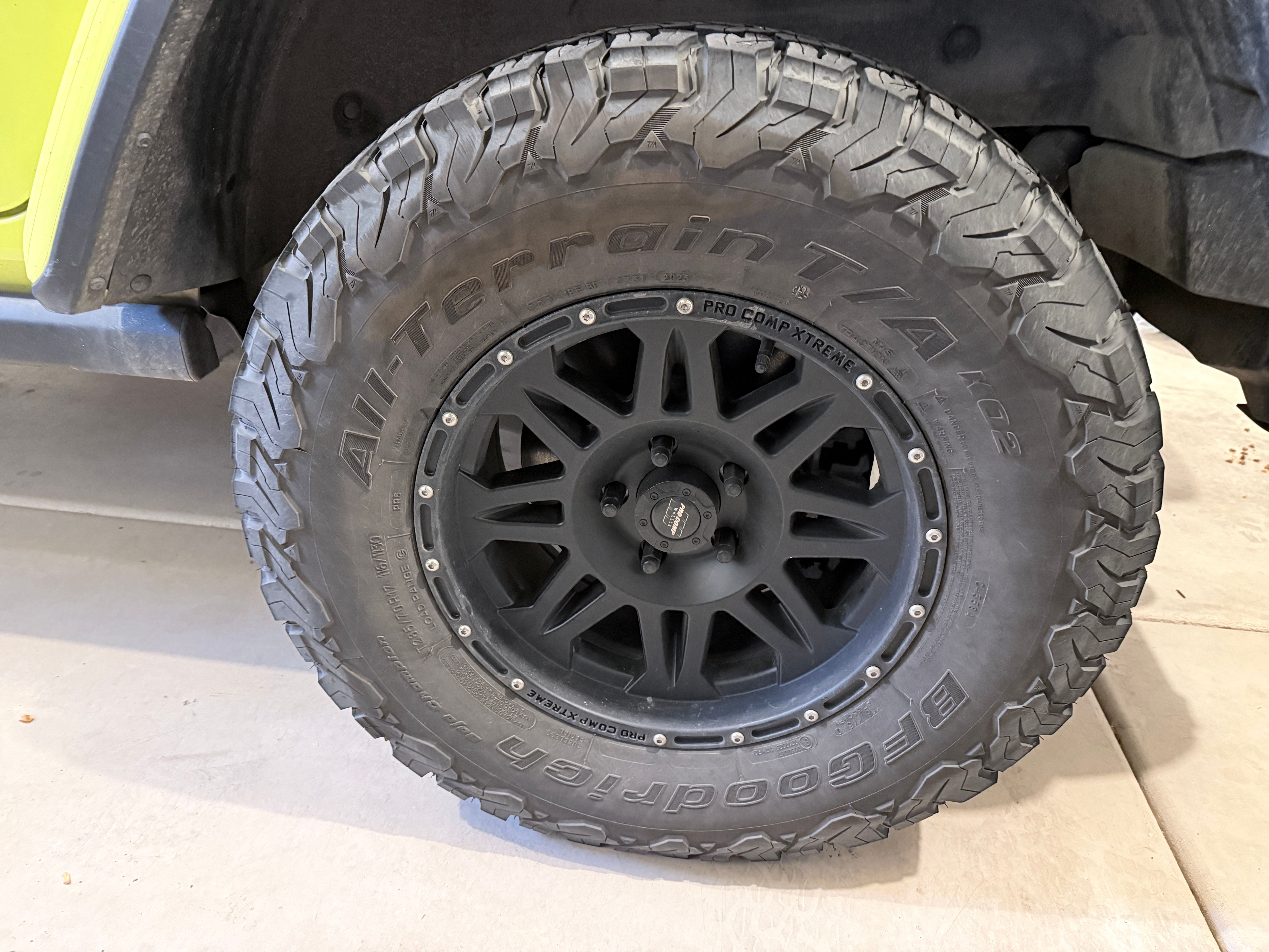 Used 2024 Jeep Wrangler Unlimited Rubicon 4xe AWD/4WD image 13